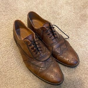 Mens brown wingtip dress shoes